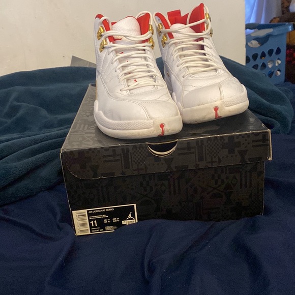 Air Jordan 12 retro size 11 - Picture 3 of 5